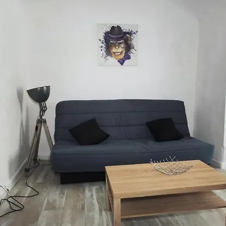 Le Republique Idealement Situe. Apartment *